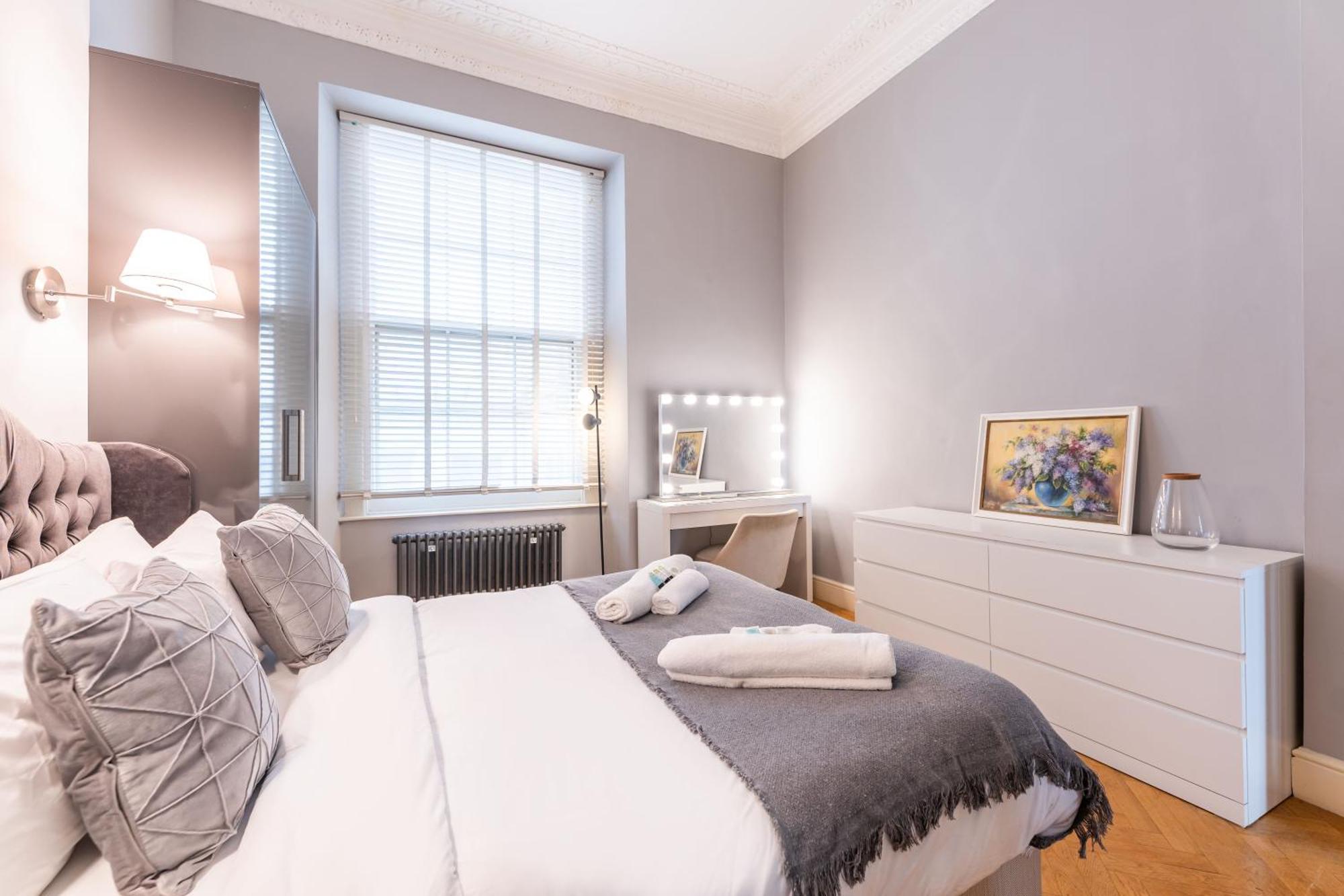 Luxury One Bedroom Flat In Westbourne Terrace لندن المظهر الخارجي الصورة